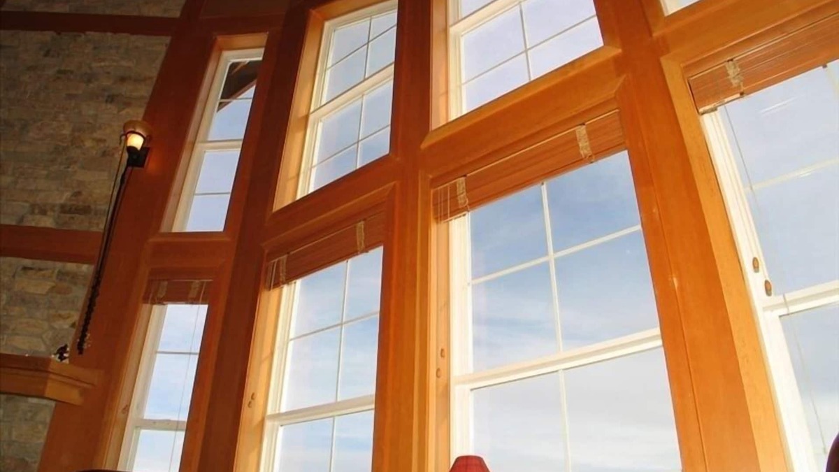 Snow Pine Estates Condo | Penthouse view, elevator, steam room, hot tub, den, 2-min walk to groomed trails
