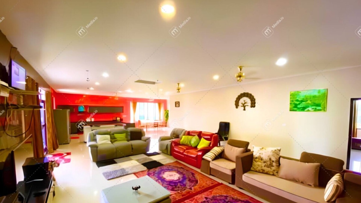 Martintar House | Penthouse with gorgeous 360 degree views and amazing sunsets