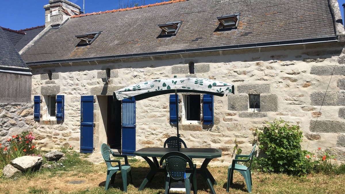 Primelin House | Penty by the sea (300 m from Pointe du Castel on the GR 34)