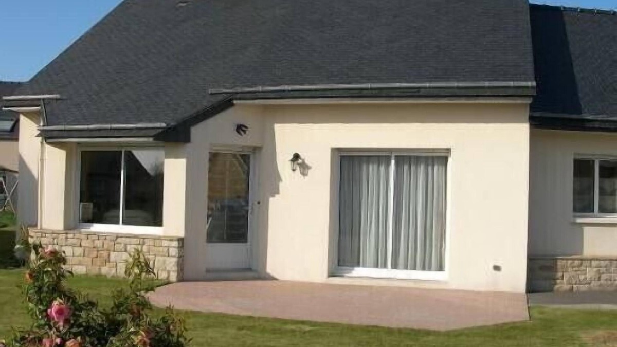 Penvenan House | PENVENAN 22710. House 4 PERSONS. Close to shops. 3km from beaches