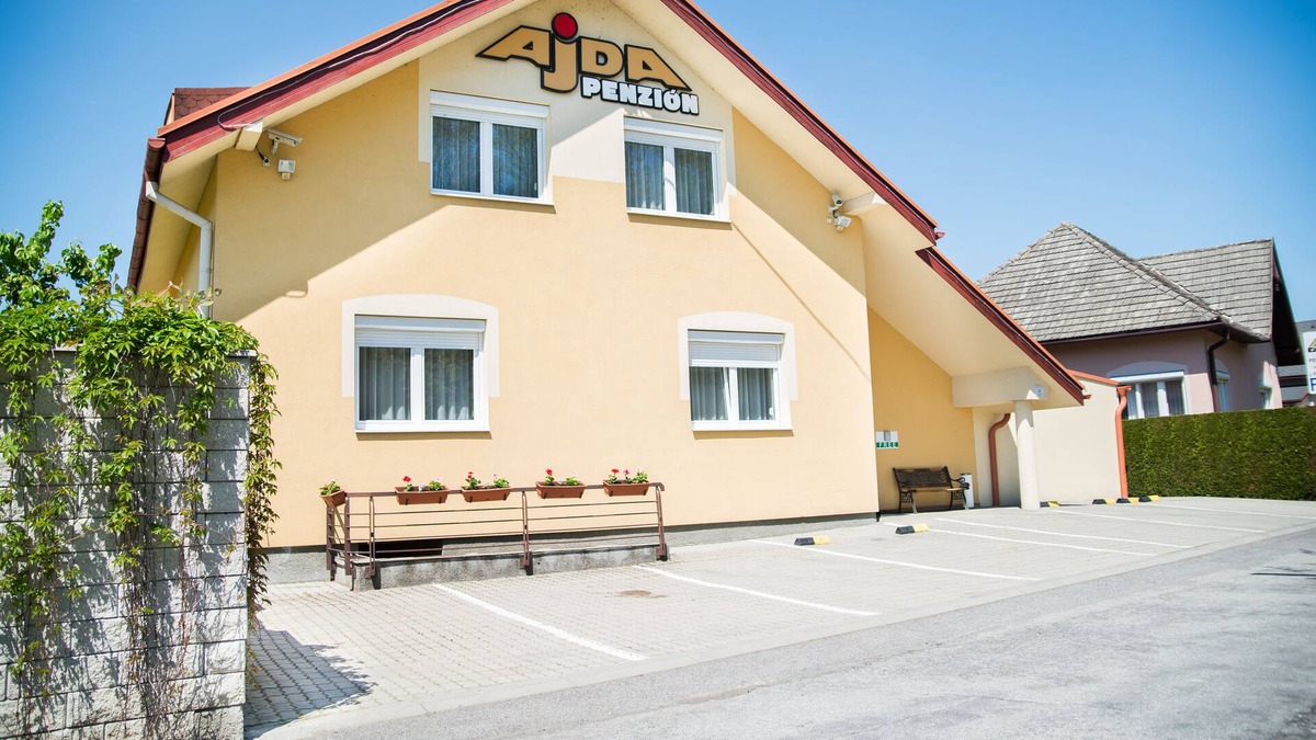 Liptovsky Mikulas House | Penzión Ajda