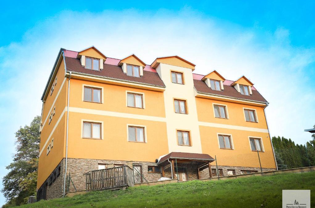 Nova Lehota House | Penzión na Bezovci