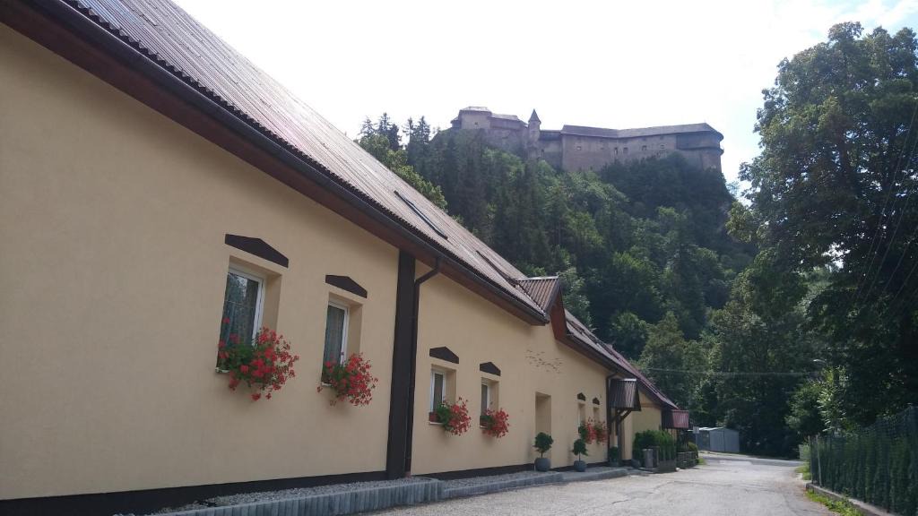 Oravsky Podzamok House | Penzión U nás