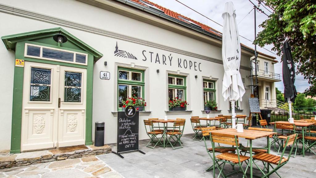 Znojmo House | Penzion a bistro Starý kopec