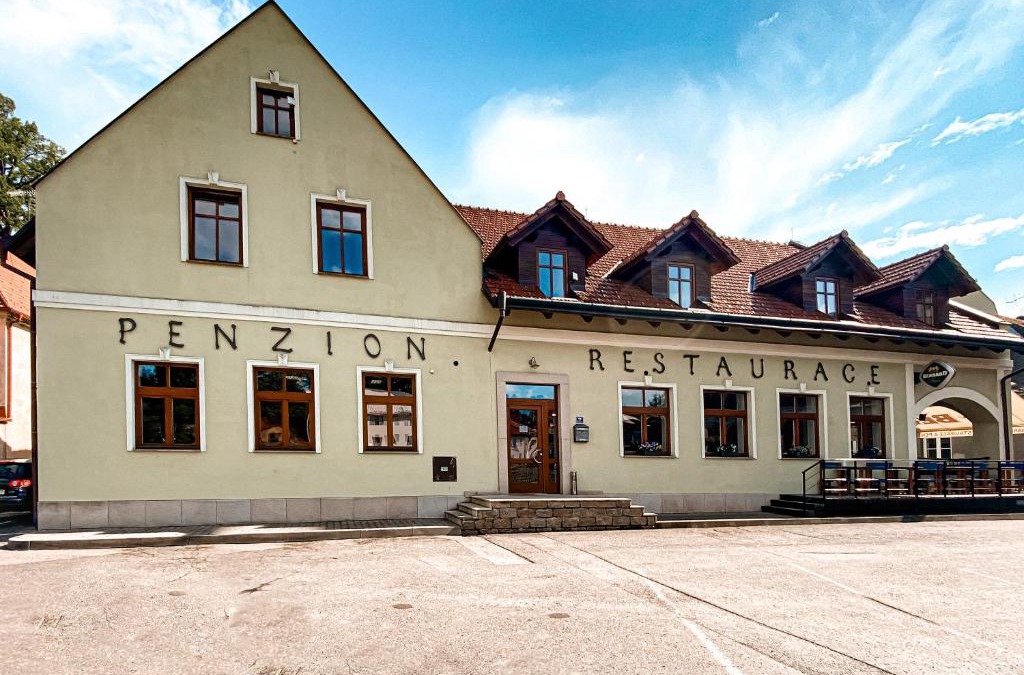Ledec nad Sazavou House | Penzion a restaurace U ŘEKY