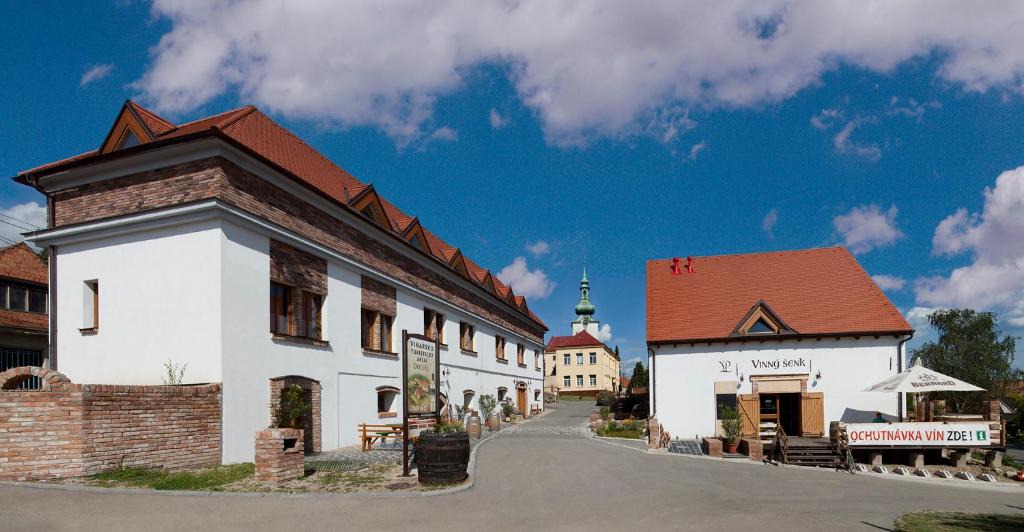 Pritluky House | Penzion a Restaurace Vinařství Přítluky