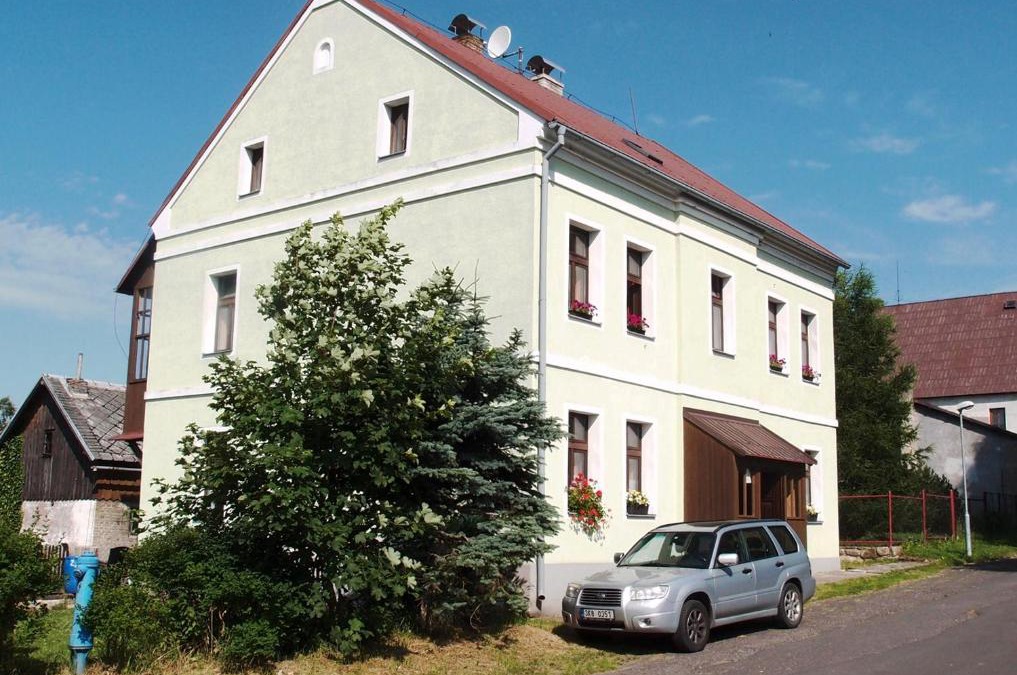 Horni Blatna House | Penzion, apartmany Florian
