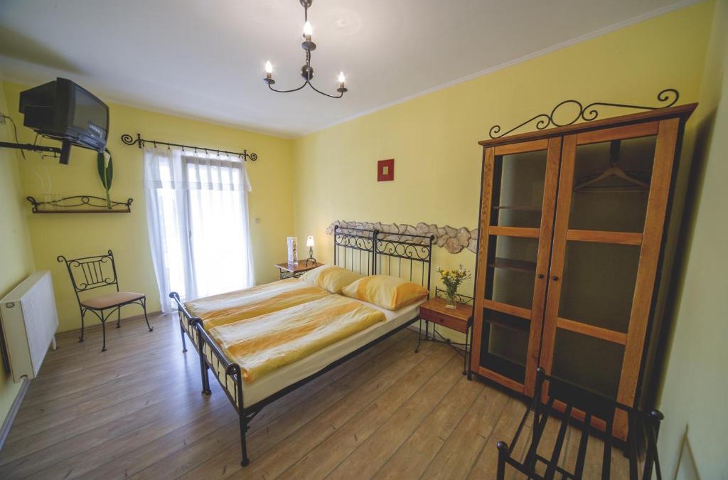 Sturovo Villa | Penzion El Camino