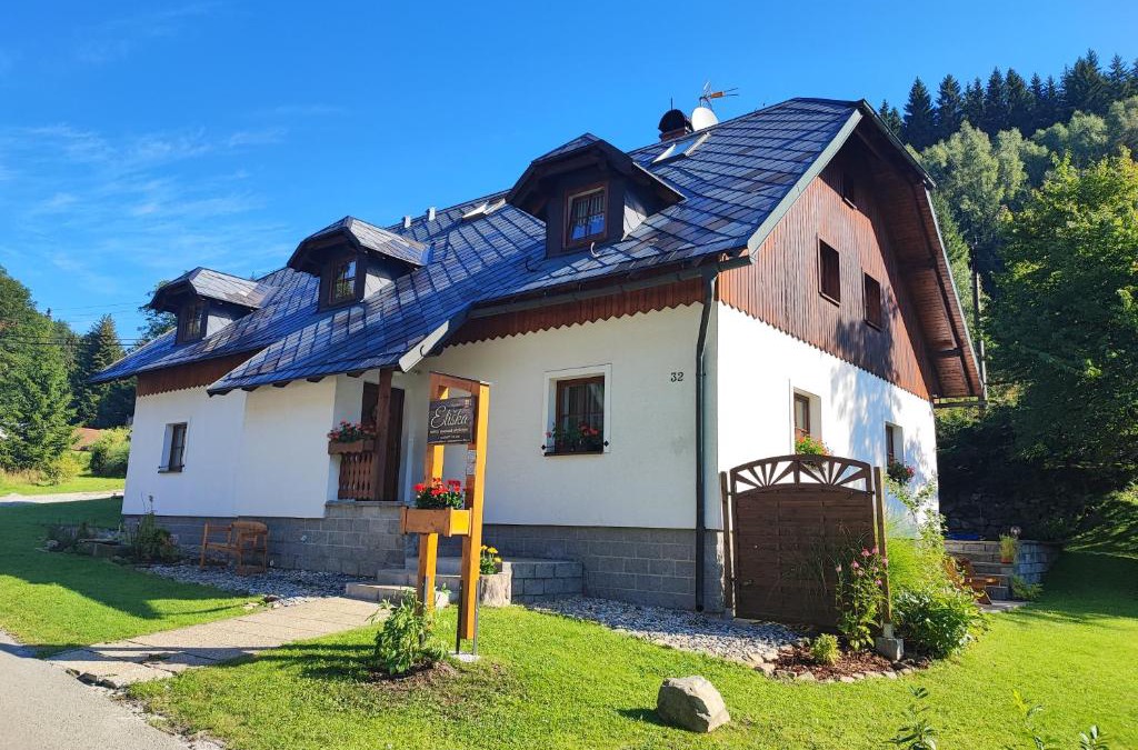 Petrikov House | Penzion Eliška
