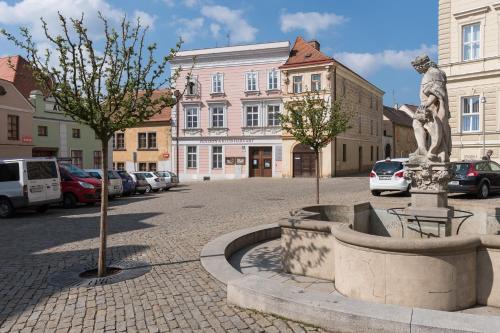 Znojmo House | Penzion Harvart