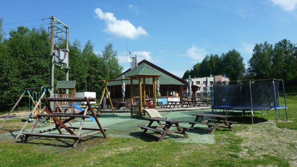 Hlinsko Hotel | Penzion Horalka