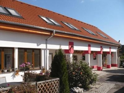 Rajhradice House | Penzion Loučka