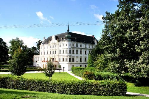 Bartosovice House | Penzion na zámku Bartošovice