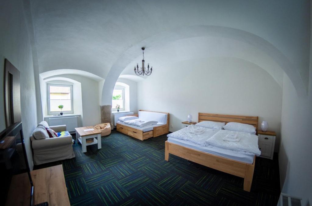 Jindrichuv Hradec House | Penzion Nežárka 59