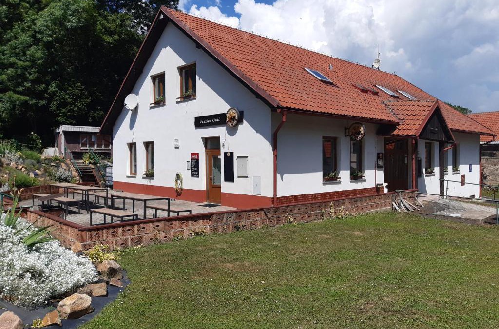 Oparno House | Penzion Oráč