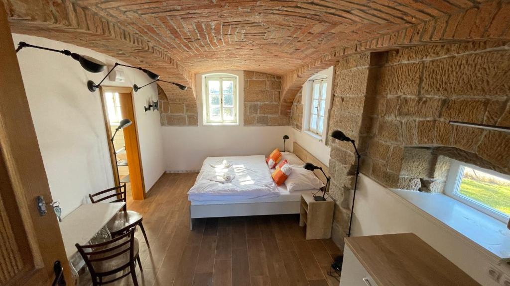 Janov Hotel | Penzion Pod Devítkou