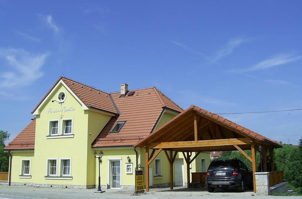 Karlovy Dvory Apartment | Penzion Rozalie
