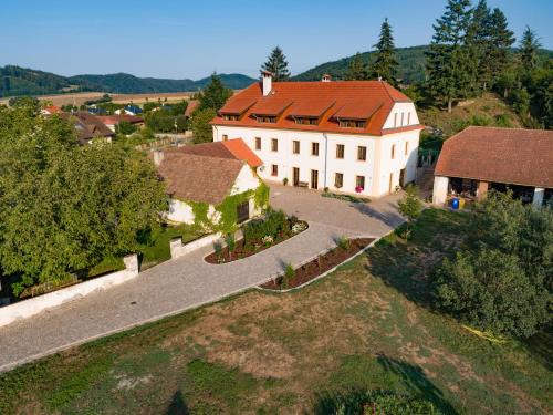 Lomnicka House | Penzion Sáblíkův mlýn