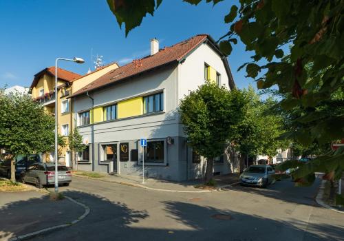 Plzen 3 House | Penzion U Gigantu