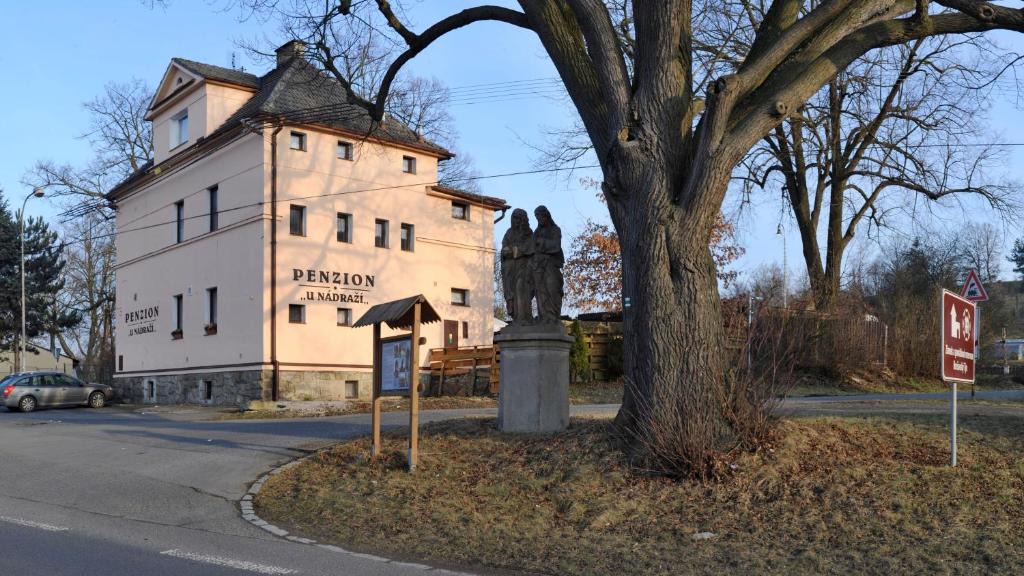 Horsovsky Tyn House | Penzion "U Nádraží"