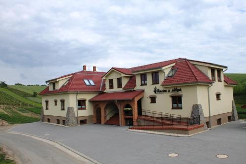 Hovorany House | Penzion u sklepů