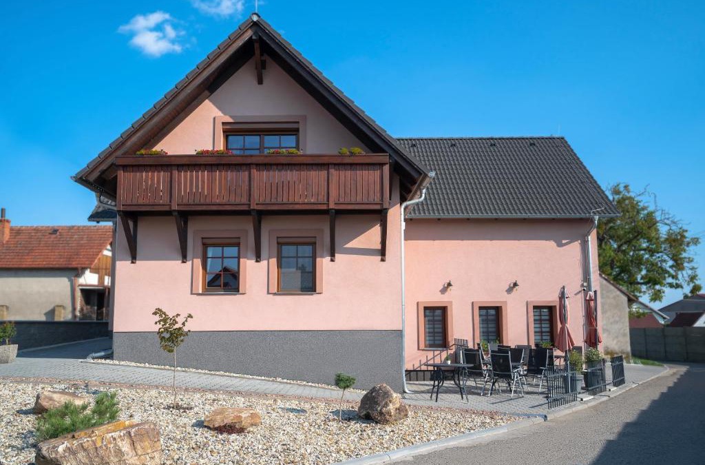 Velke Bilovice House | Penzion Villa Alena
