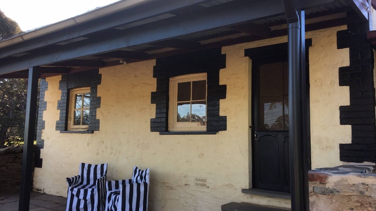 Upper Wakefield Cottage | Peppertree Cottage in a beautiful Rural Setting