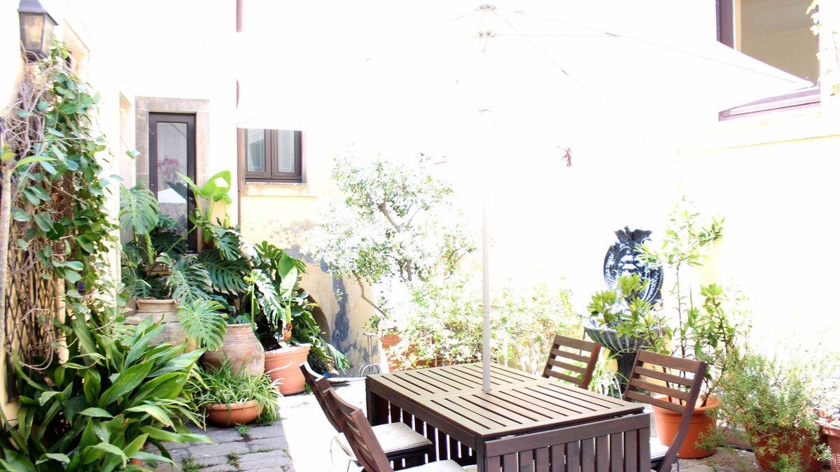 Catania City Centre Apartment | Peppino's Art & Bed Space - Music