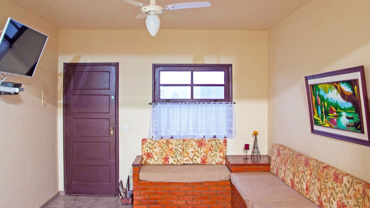 Pero Apartment | Peró Beach - Cozy apartment, close to several beaches.