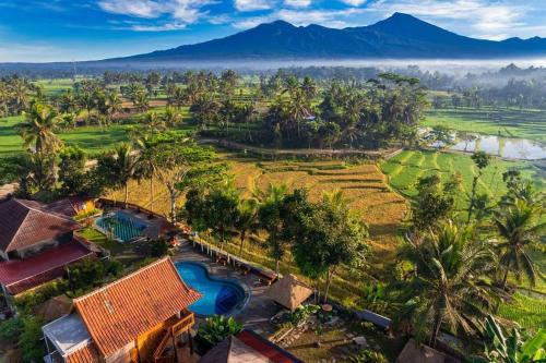 Kecamatan Sikur House | Peraja Bungalows Loyok