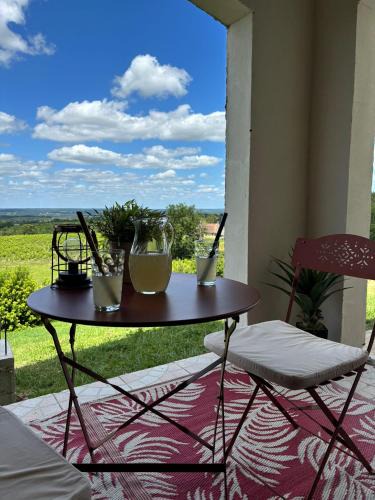 Colombier Apartment | Perché aux milieux des vignes