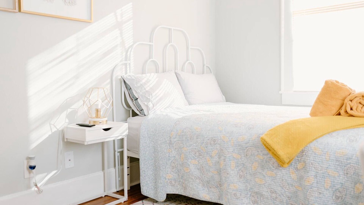 Eastside House | Perch 𓆱 BnB, 3/1 + yoga rm in Victorian Dist East