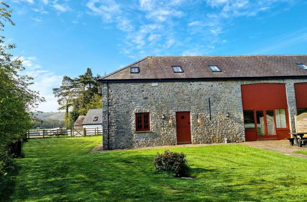 Llandovery House | Peregrine Stable Cottage