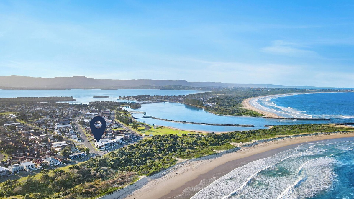 Lake Illawarra House | Perfect Beach and Lake House