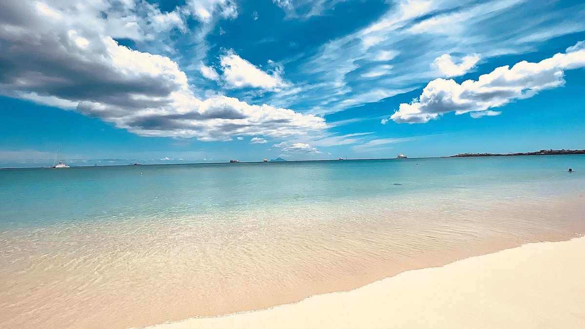 Simpson Bay Condo | Perfect beach front condo in Simpson Bay Beach🌴 2 bedroom+ Loft, 2.5 Baths.