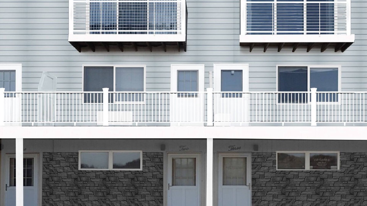 Montauk Condo | PERFECT, BEAUTIFULLY NEWLY DESIGNED 1,000 FT. MONTAUK OCEANFRT 3-LEVEL TOWNHOUSE
