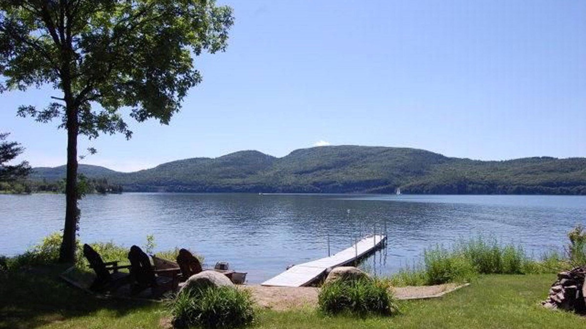Willsboro House | Perfect blend of charm, amenities, beauty and lake shore life on Lake Champlain
