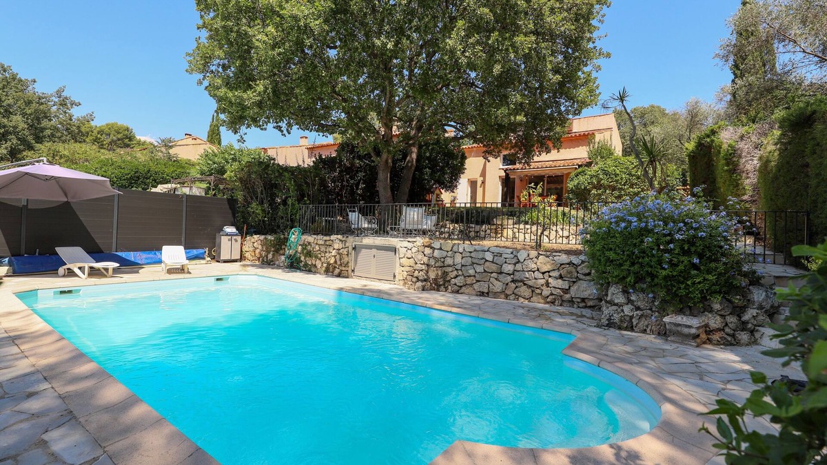 Saint-Jacques House | Perfect Calm House