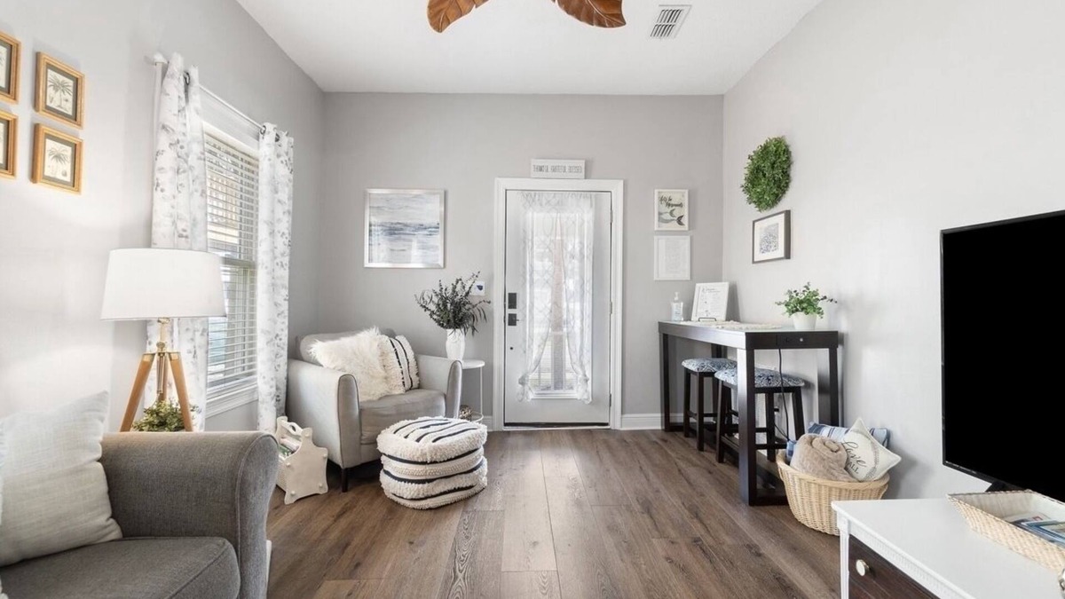 Sanders Beach House | Perfect Centralized Location!