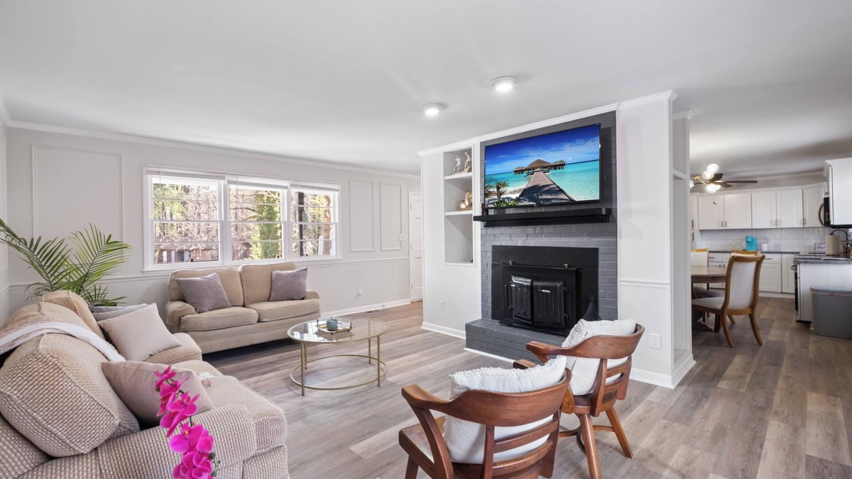 Garner House | Perfect cute home in Garner -starts at 3.5k/month