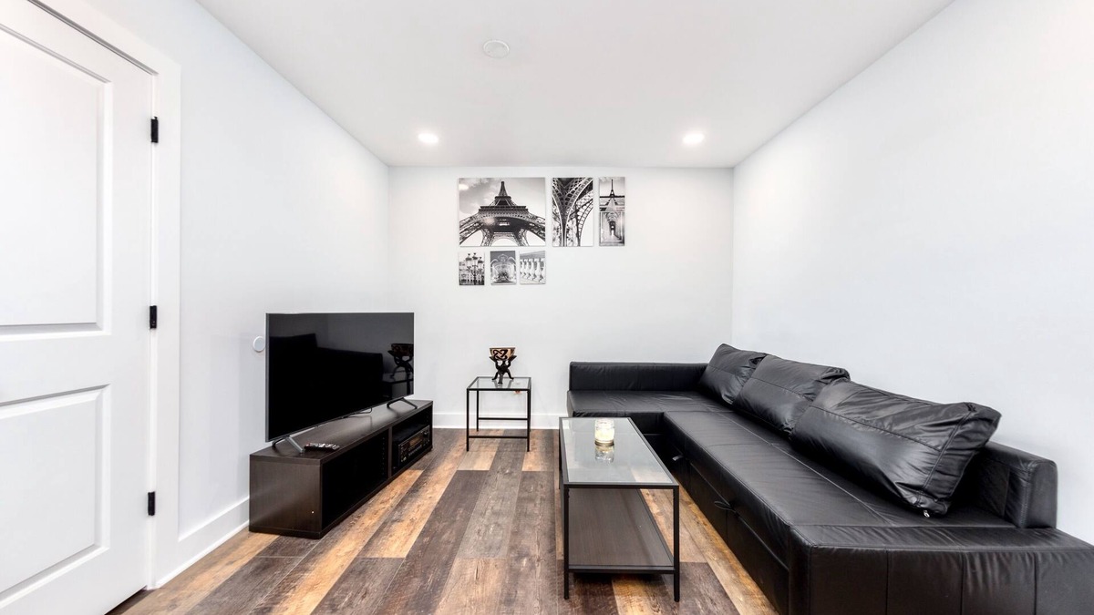 Northeast Apartment | Perfect DC Getaway Near Arboretum & Union Market!