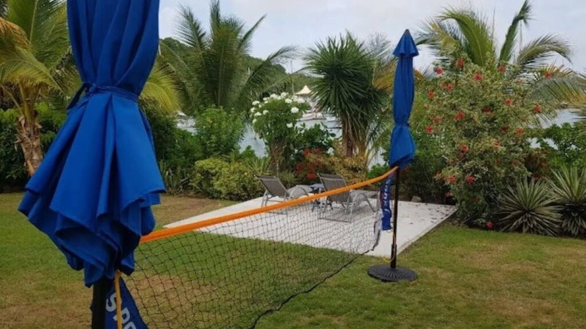 Calivigny Villa | Perfect Family/Friends Reunion Retreat 5 Bedroomsnn