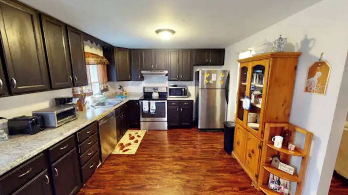 East Falmouth House | Perfect For Big Groups & Families/Free Wi-Fi