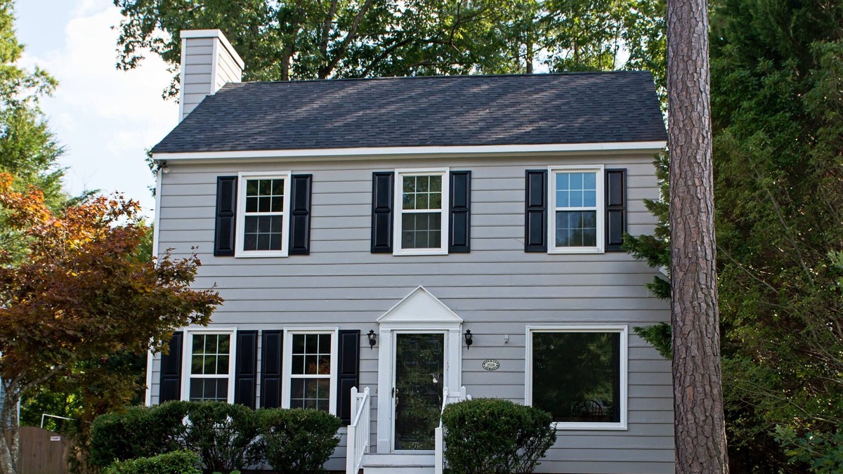 Richmond House | Perfect for Extended Stays! Pet Friendly, Short Pump Location