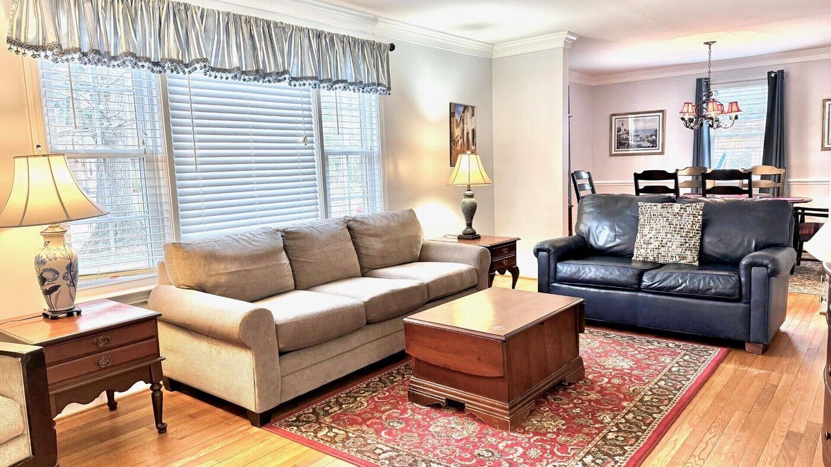 North Chesterfield House | Perfect for Extended Stays! One Level/Fenced Yard/Pets Welcome