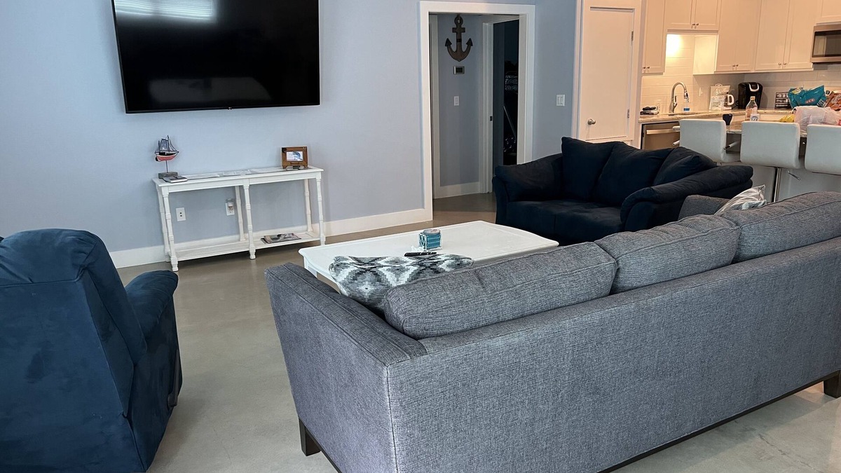 Port O Connor House | Perfect for fishermen and families for your stay in Port O'Connor!