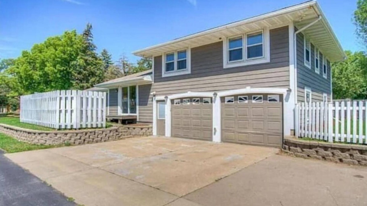 Richfield House | Perfect for Large Groups. 5 mins to MSP & MOA