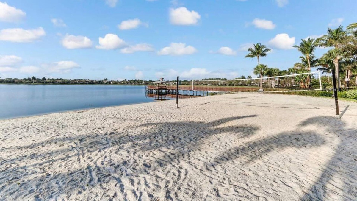 Hunt Club Resort | Perfect for Group Getaways! 3 Spacious Units, Spa Services, Golf, On-Site Dining