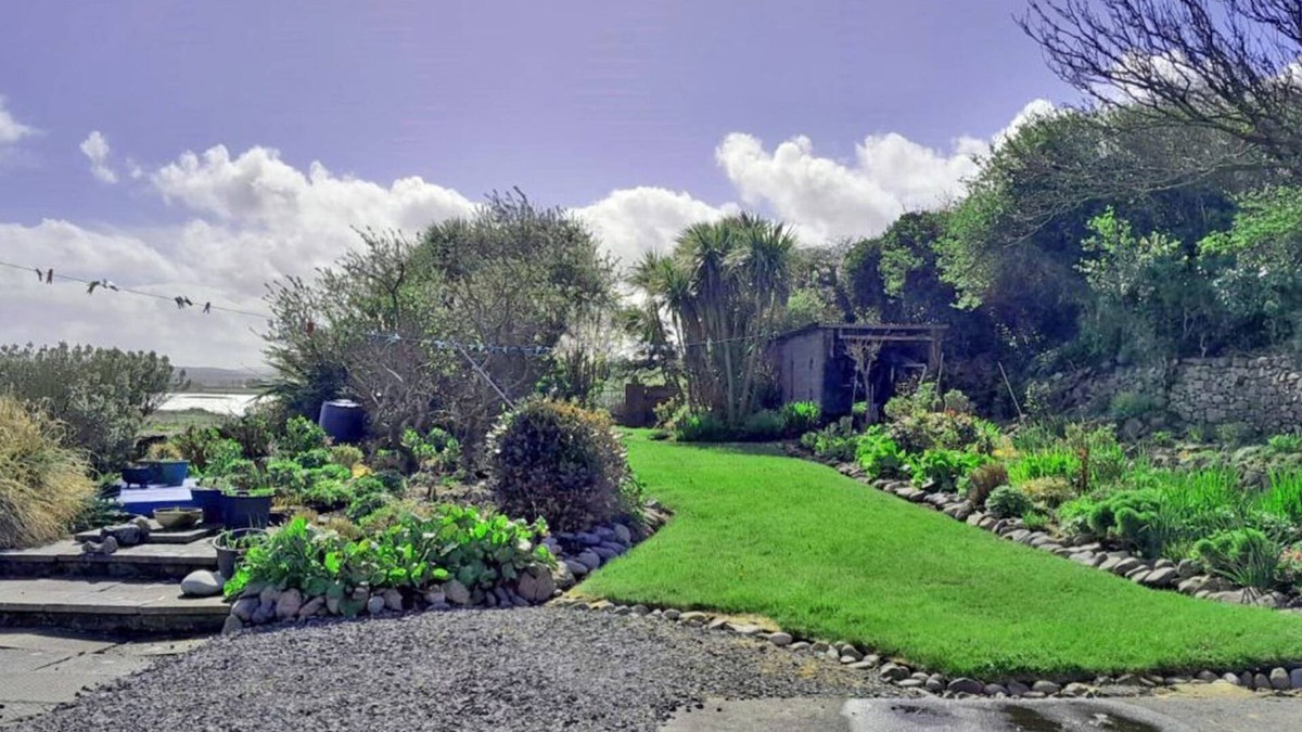 Westport Apartment | Perfect for Westport, Newport, Gweenway and more