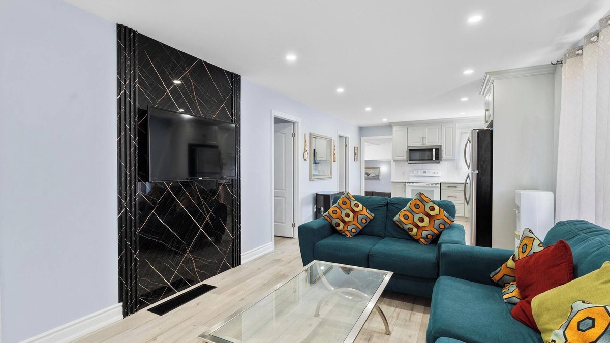Port Colborne House | Perfect Getaway, All Year Long